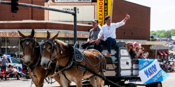 Democrats Eye a Broader Battlefield to Capture Congress in November