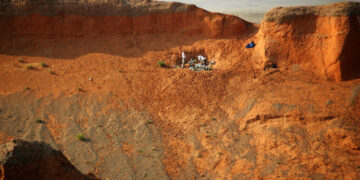 A New York Museum Honors Its Real-Life ‘Indiana Jones’ Dinosaur Hunters