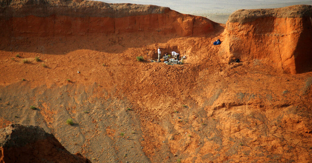 A New York Museum Honors Its Real-Life ‘Indiana Jones’ Dinosaur Hunters