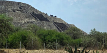 Canadian Tourist Is Shot Dead at Mexico’s Pyramids, Officials Say
