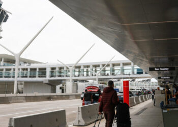 California Woman Is Arrested at LAX and Accused of Selling Weapons for Iran