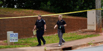 2 Teens Killed and 5 Injured in North Carolina Shooting