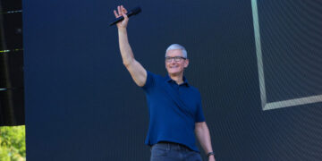Was Tim Cook Stylish?
