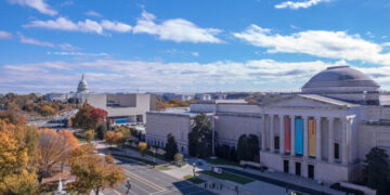 With $116 Million Gift, National Gallery Will Send Its Art Around Nation