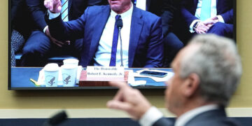 Kennedy Refuses to Commit to Backing New C.D.C. Director on Vaccines