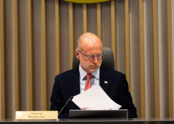 Supreme Court Reviews F.C.C.’s Enforcement Power Against Communications Companies