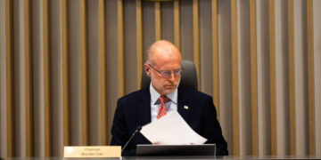 Supreme Court Reviews F.C.C.’s Enforcement Power Against Communications Companies