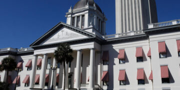 With G.O.P. in Dismay, Redistricting Fight Turns to Florida and the Courtroom