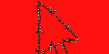 Silicon Valley Needs to Notice That Molotov Cocktail