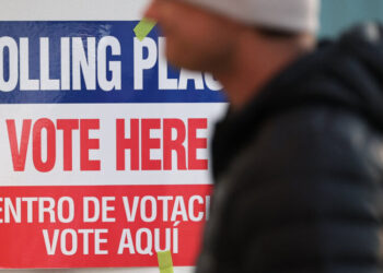 How ‘Yes’ Won a Narrow Victory in Virginia’s Redistricting Battle