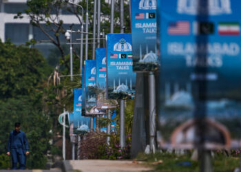 Pakistani Officials Remain Hopeful About U.S.-Iran Talks