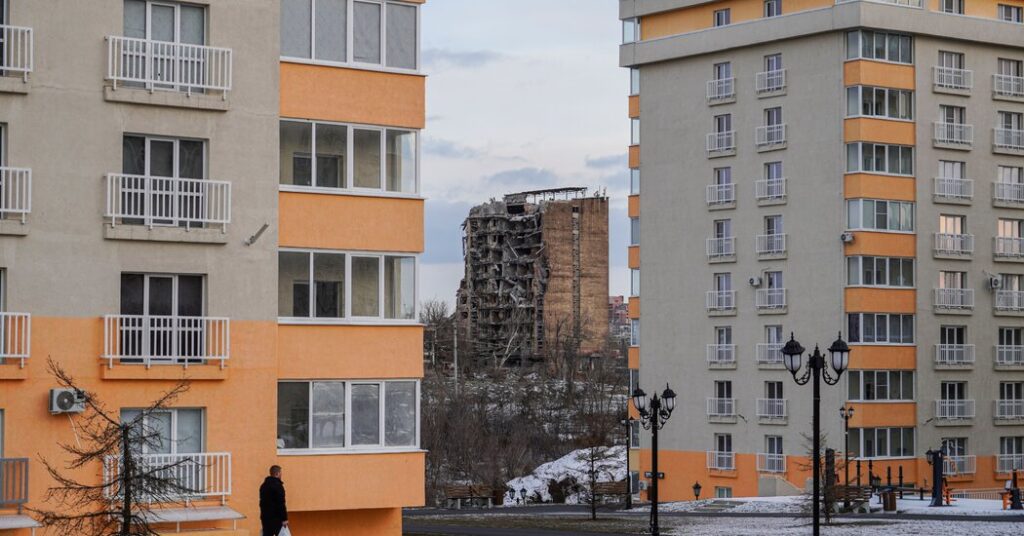 Threat of Evictions Darkens Russia’s Rosy Picture of Occupied Ukraine