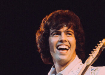 Alan Osmond, Who Led His Brothers in a Boy Band, Dies at 76