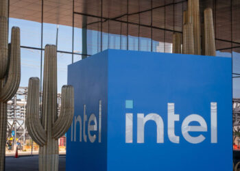 Intel’s Revenues Soar, Aided by A.I. Boom