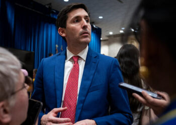 While Advising Kennedy, Top Aide Had More Than $25 Million Stake in Wellness Company