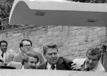 The Hotel Where Reagan Was Shot in 1981 Becomes a Crime Scene Again
