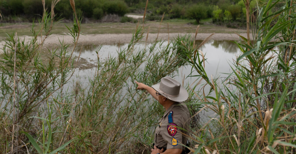 Texas Can Arrest People Who Illegally Cross at Mexico Border, Court Says