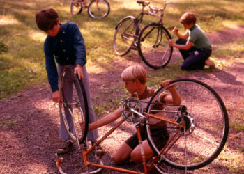 He’s Written Great Books About Sex in Suburbia. This One’s a ‘Ghost Town.’