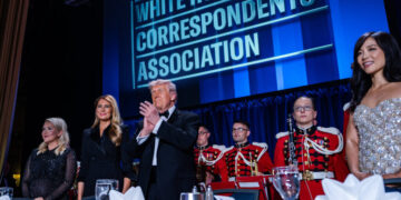 Dinner, Interrupted: Over Brunch, Journalists Reflect on a Chaotic Night