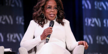 Oprah Winfrey Moves Her Podcast (and Books and Products) to Amazon