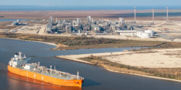 The World Needs Natural Gas Now, but the U.S. Is Exporting All It Can