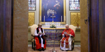 Female Anglican Leader Prays With Pope, Signaling Unity and Recalling Divide