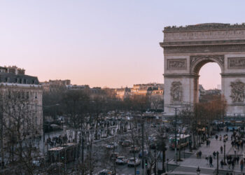 In France, Trump’s Triumphal Arch Draws Eye Rolls, and Echoes of Napoleon