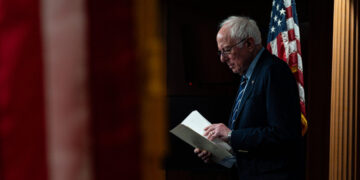 Bernie Sanders Presses Democrats to Swear Off Super PACs in Primaries