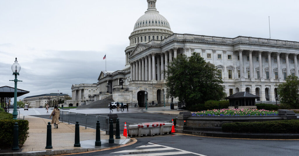 Senate Plunges Into Vote Marathon as G.O.P. Advances ICE Funding Boost
