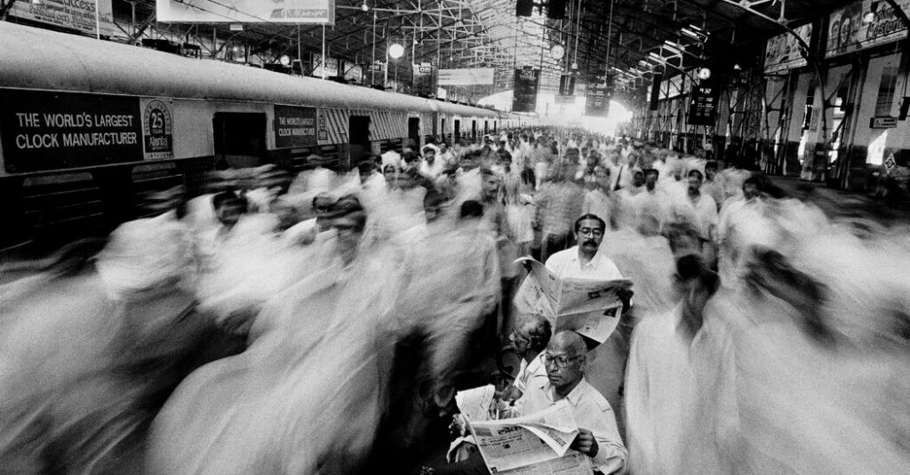 Raghu Rai, Photographer Who Captured Modern India, Dies at 83