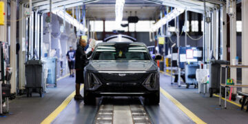 G.M.’s Profit Bolstered by a $500 Million Tariff Refund