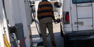 Oil Prices Jump Again as U.S.-Iran Talks Appear Deadlocked