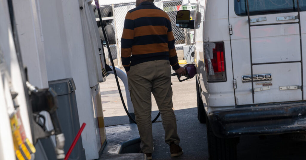 Oil Prices Jump Again as U.S.-Iran Talks Appear Deadlocked