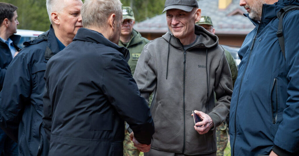 Prisoner Swap in Eastern Europe Frees 10, Including Accused Spies