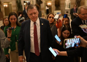 Congressional Republicans Struggle to Do the Basics as Chambers Clash