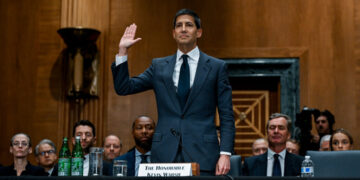 Warsh Clears an Early Hurdle on Path to Fed Chair