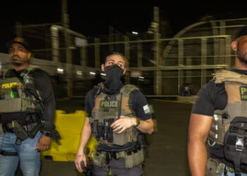 Trump Administration Sues New Jersey Governor Over ICE Mask Ban