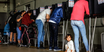 Florida Lawmakers Debate Aggressive New Map as Supreme Court Decision Lands