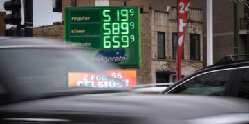 Oil Prices Soar as Iran Standoff Shows No End in Sight