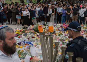 Police Were Warned of Terror Risk Before Bondi Attack, Report Says