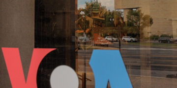 Appeals Court Stops V.O.A. Journalists From Quickly Returning