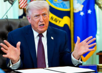 Trump Signs Order Seeking Federal Control of Mail Voting as He Promotes False Claims