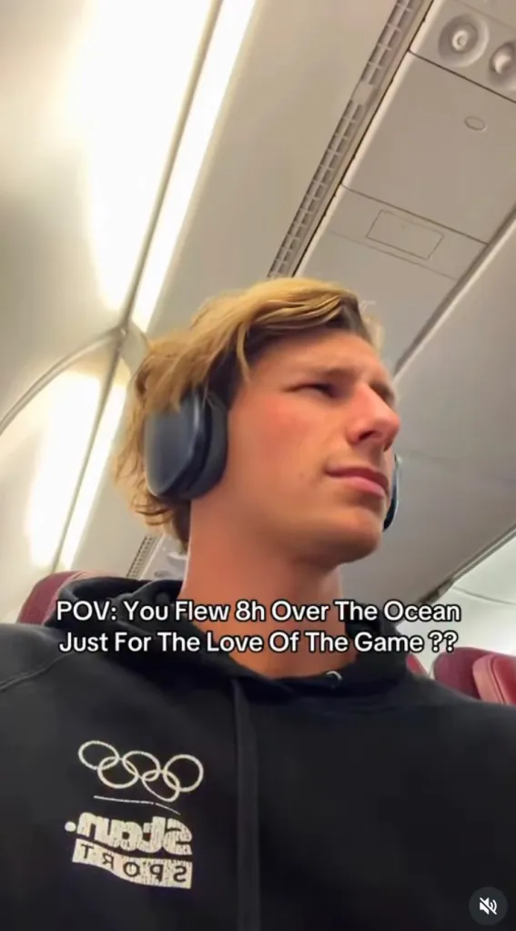 An Australian Olympian was on board a Qantas flight bound for the US as it was forced to turn around and return to Sydney.