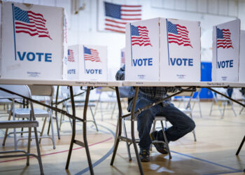 Virginia passes redistricting measure that could help Democrats retake the House