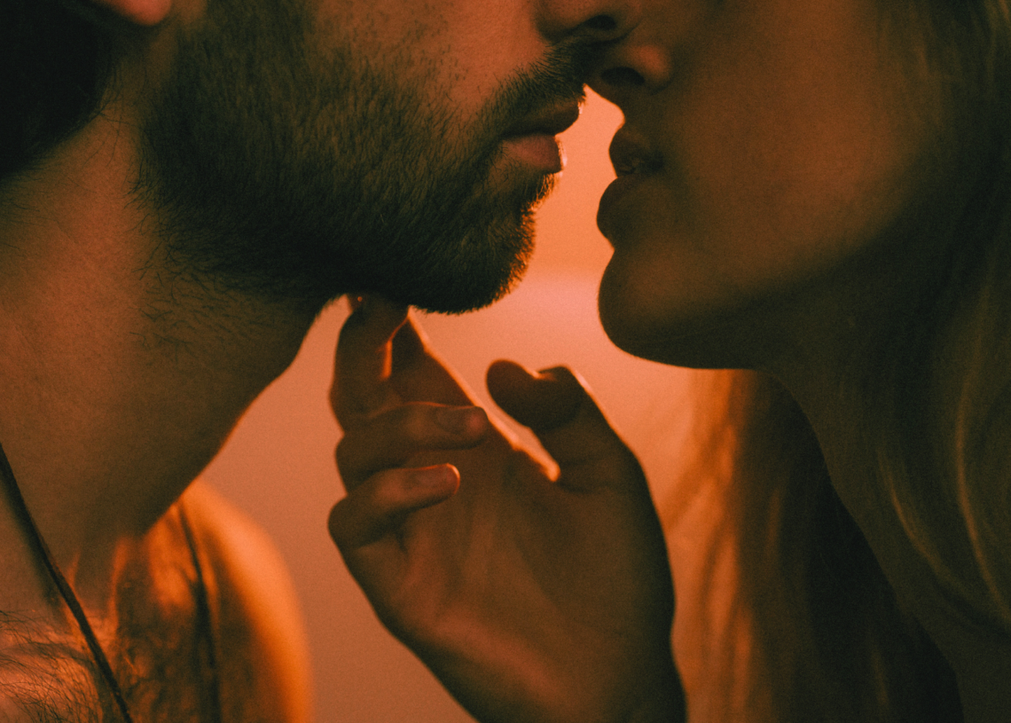 5 Signs You’ve Found Your Twin Flame (and Why That Might Be a Bad Thing)