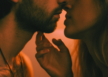 5 Signs You’ve Found Your Twin Flame (and Why That Might Be a Bad Thing)