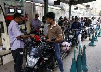 Wartime fuel shortages spawn panic, robberies and killings in Asia