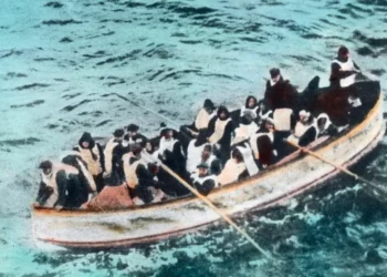 Photos show how the RMS Carpathia saved hundreds of Titanic passengers 114 years ago