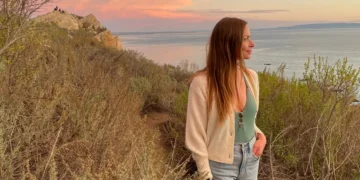 I’ve traveled solo to all 50 states. Here are the places I’d recommend to first-time solo travelers.