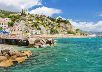 I’ve lived on the Amalfi Coast for almost 20 years. Skip the crowds in Positano and stay in one of these 5 towns instead.